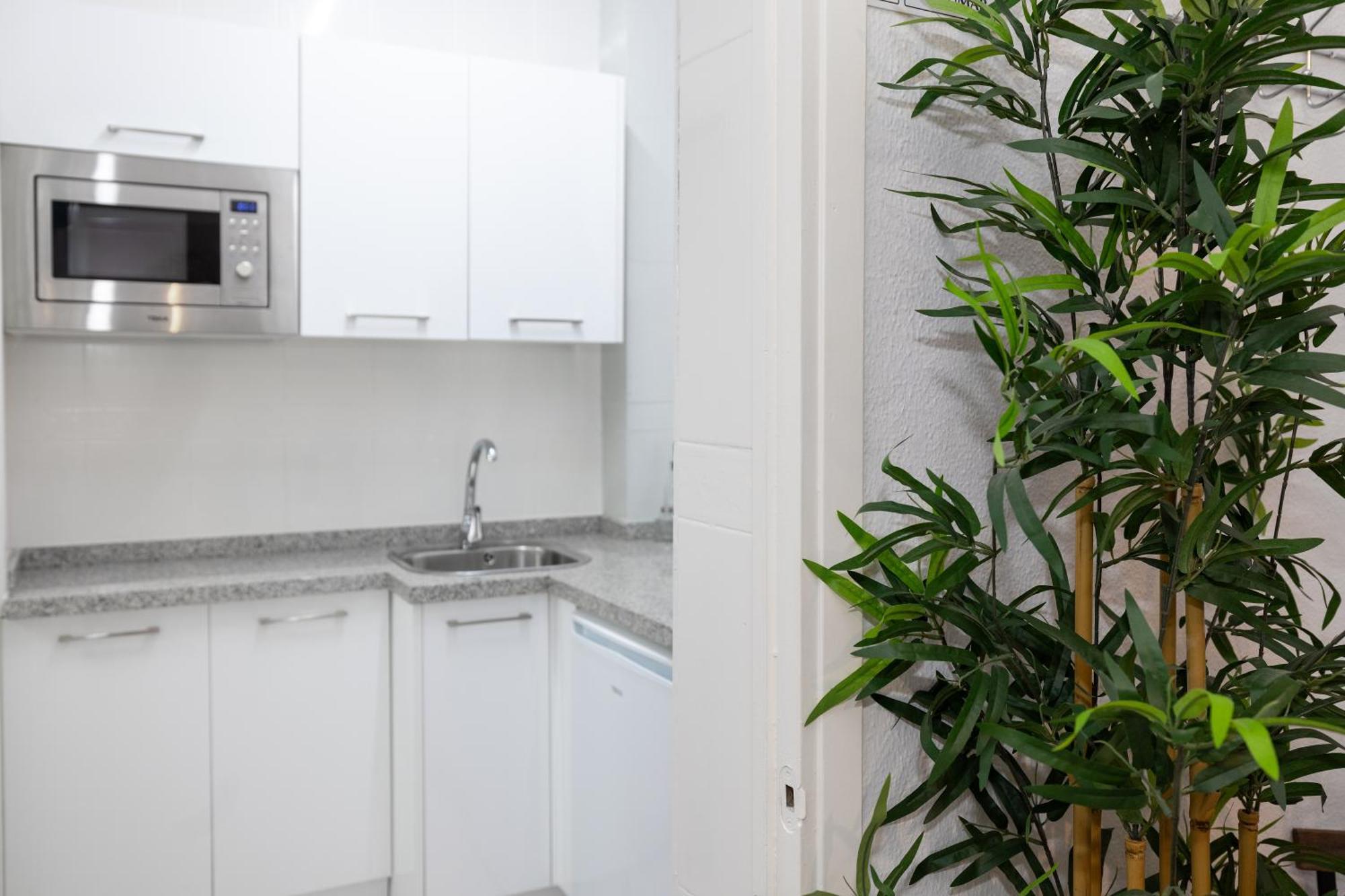 Apartamentos Trianasol Seville Exterior photo