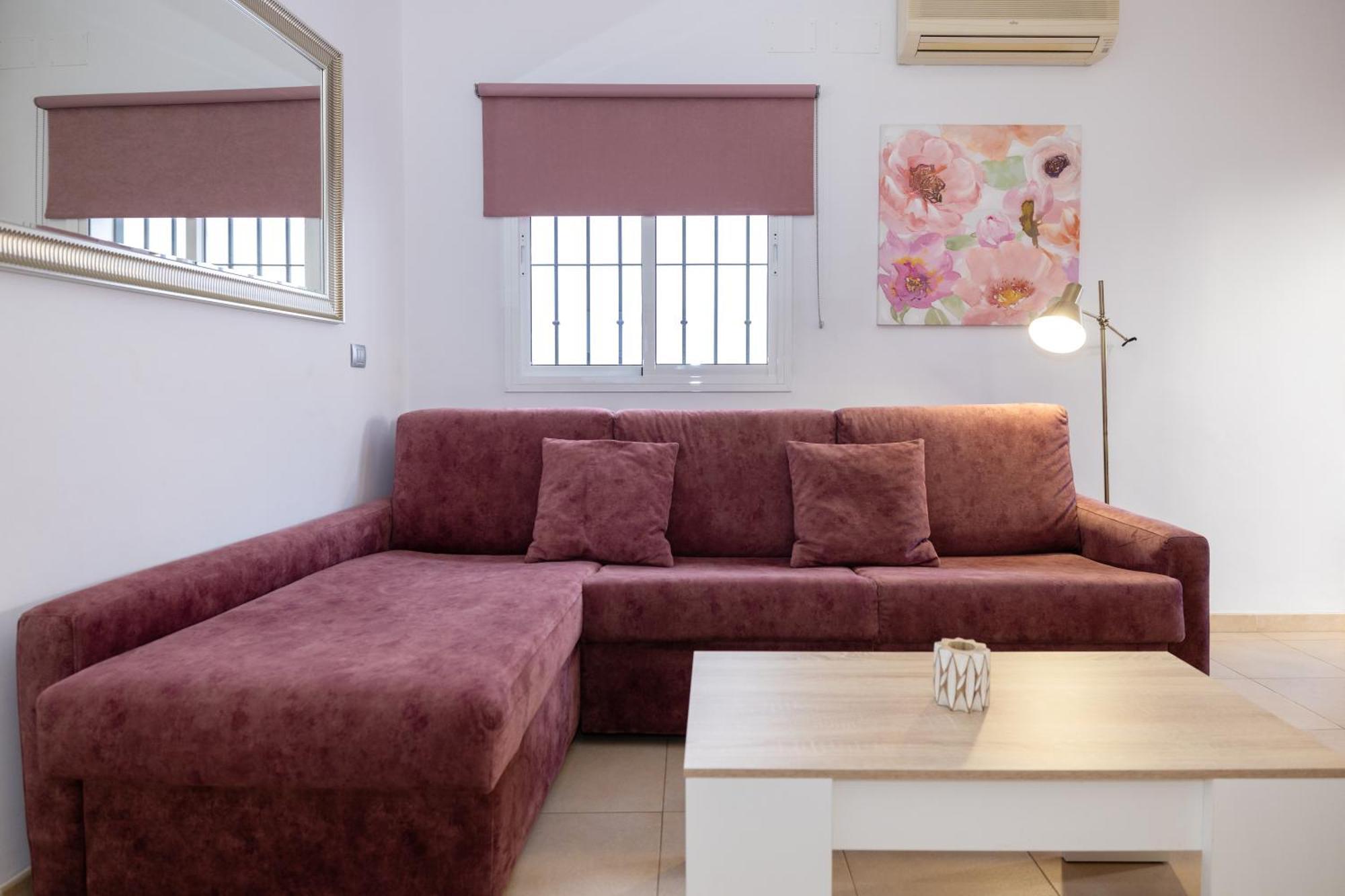 Apartamentos Trianasol Seville Exterior photo